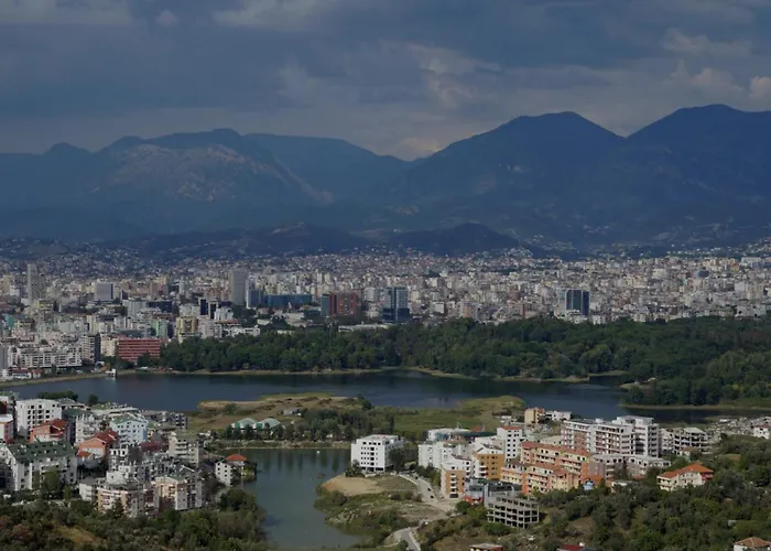 Bright & Spacious 1-Bedroom Apartment In Stylish Municipality Of Paris, Tirana